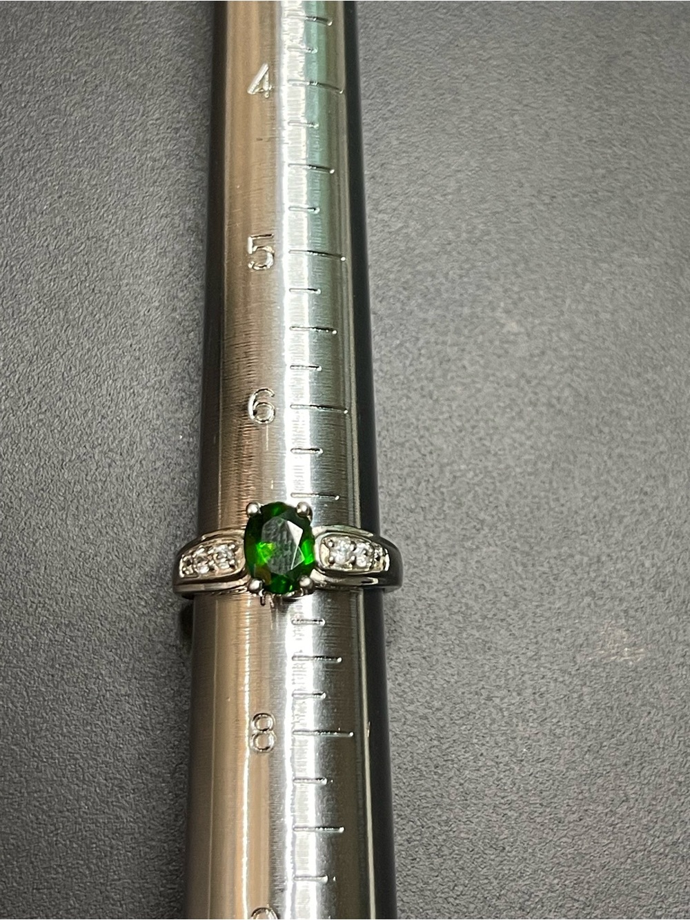 Green Garnet Oval Gemstone Women's Silver Ring